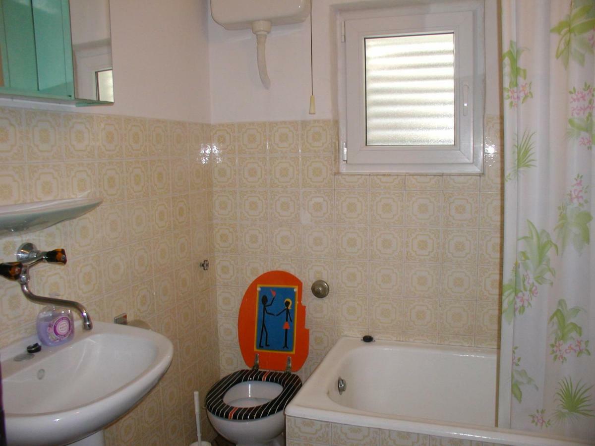 Apartman Jozo Orij Дуги-Рат Экстерьер фото