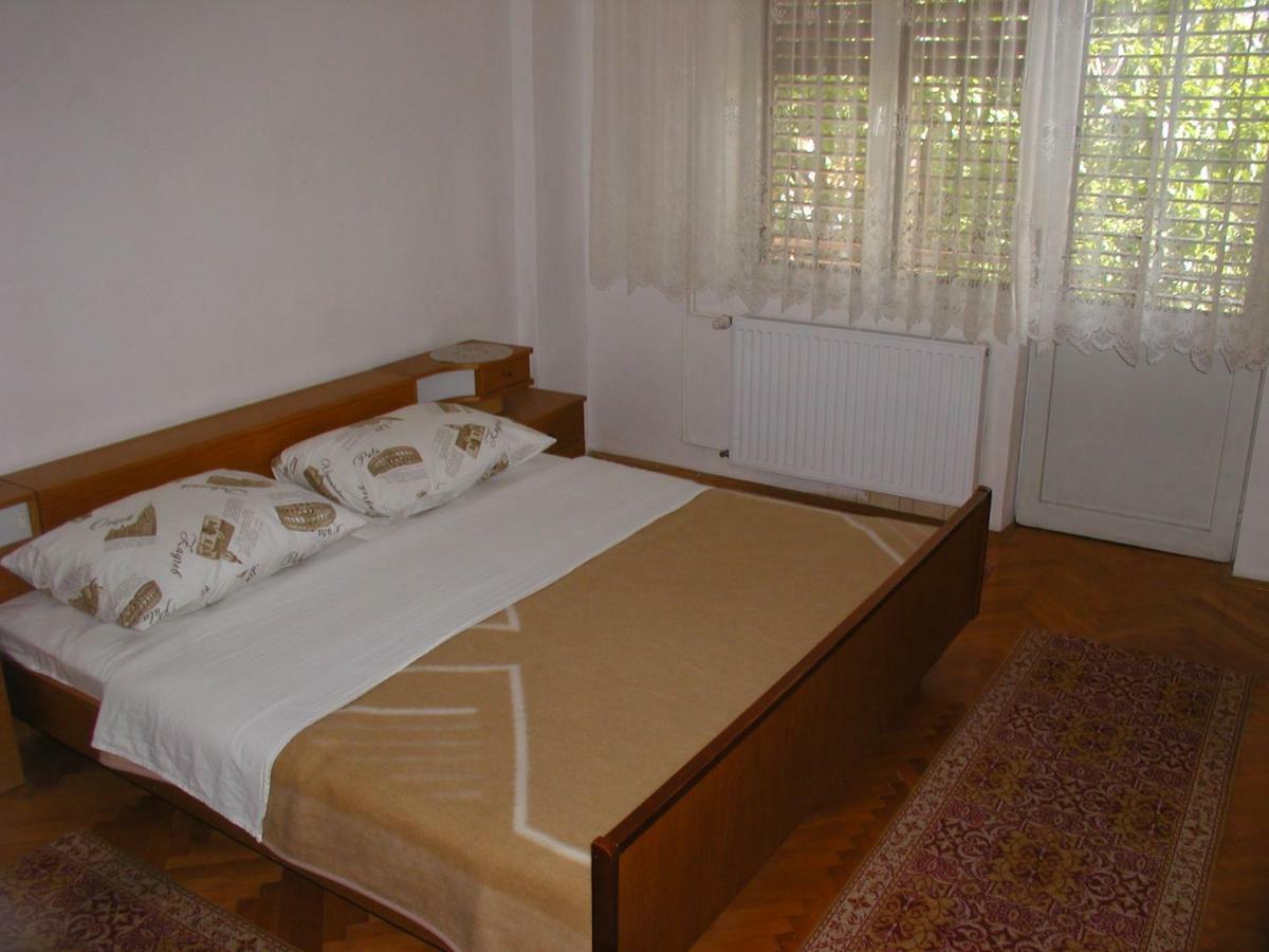 Apartman Jozo Orij Дуги-Рат Экстерьер фото